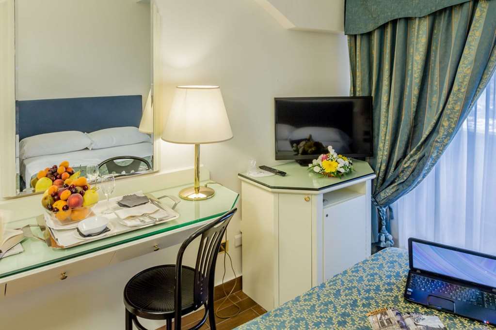 Grande Albergo Potenza Habitación foto